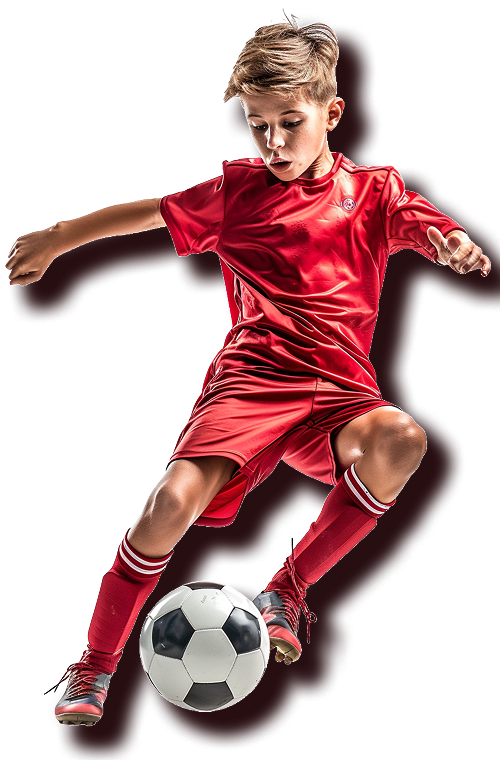 Paveikslėlis, jaunas futbolo žaidėjas spiriantis kamuolį