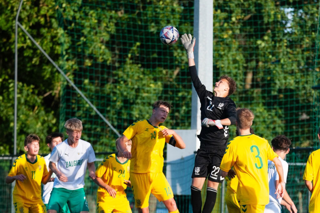 U15 rinktinės treniruočių stovyklą