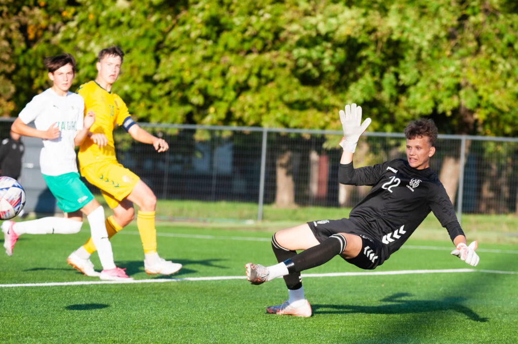 U15 rinktinės treniruočių stovyklą